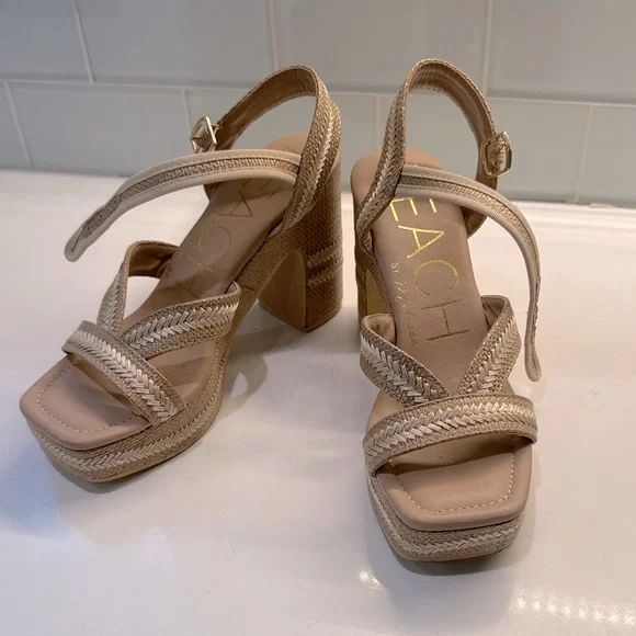 Peach Women's Cream Strappy Sandals - Picture 1 of 2